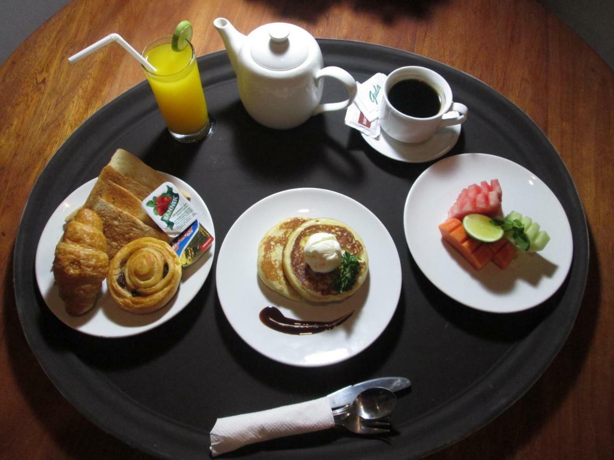 Bali Reski Hotel 塞米亚克 外观 照片