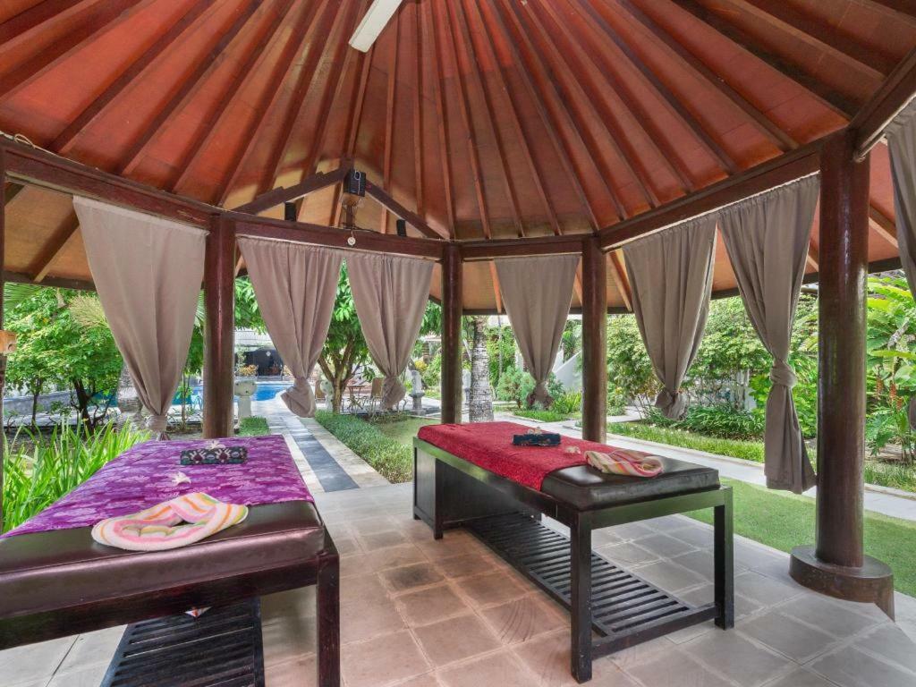Bali Reski Hotel 塞米亚克 外观 照片